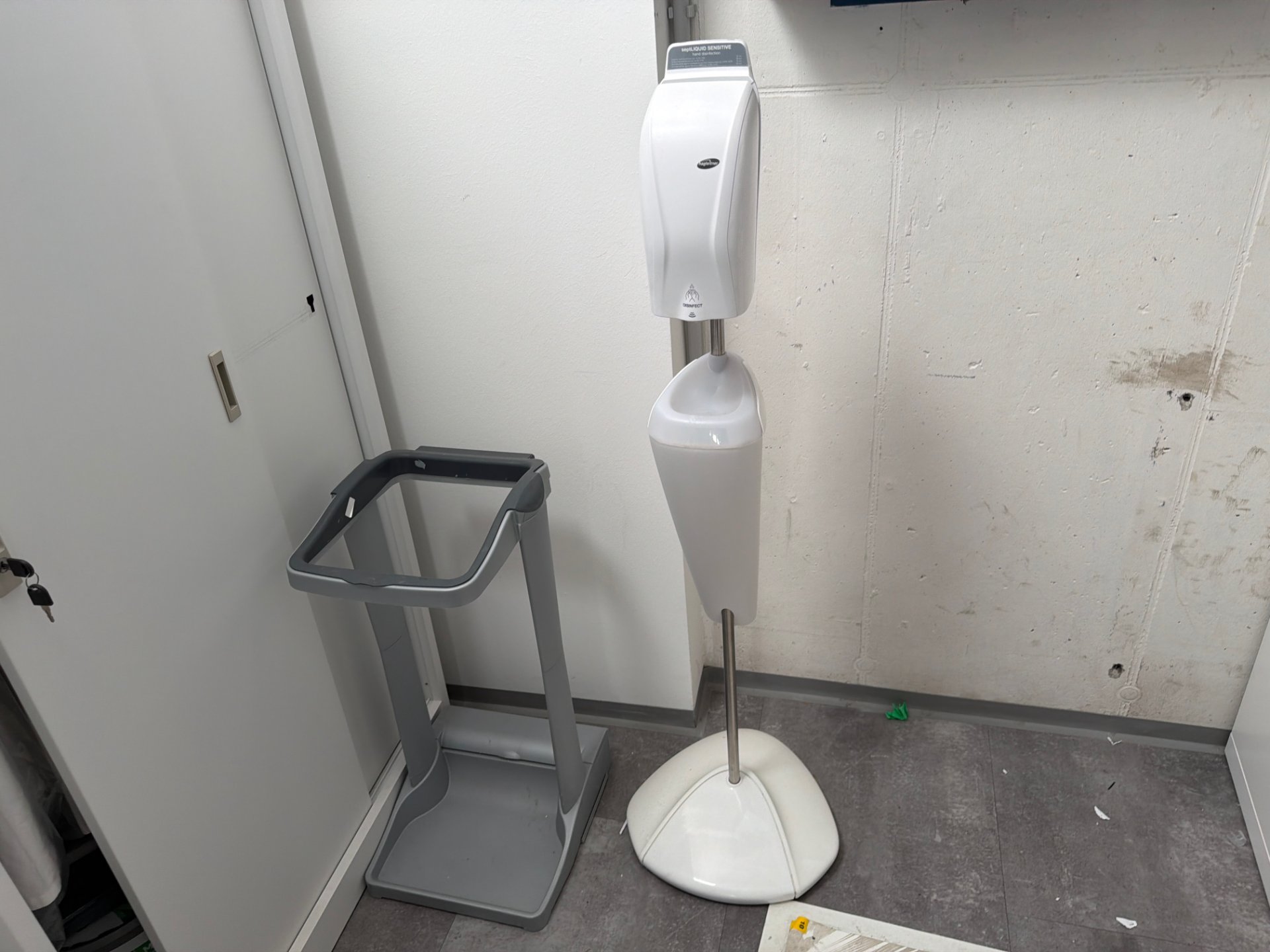 Hygieneständer hagleitner