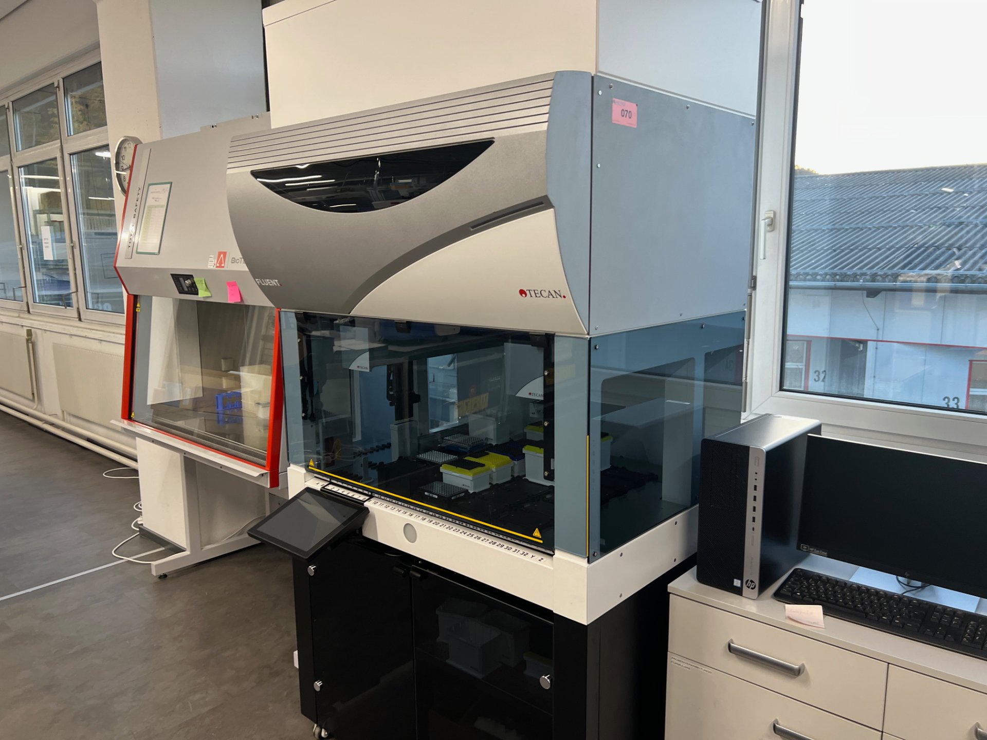 Flüssigkeitshandhaber Tecan Instrument Fluent 480 – Bild 2