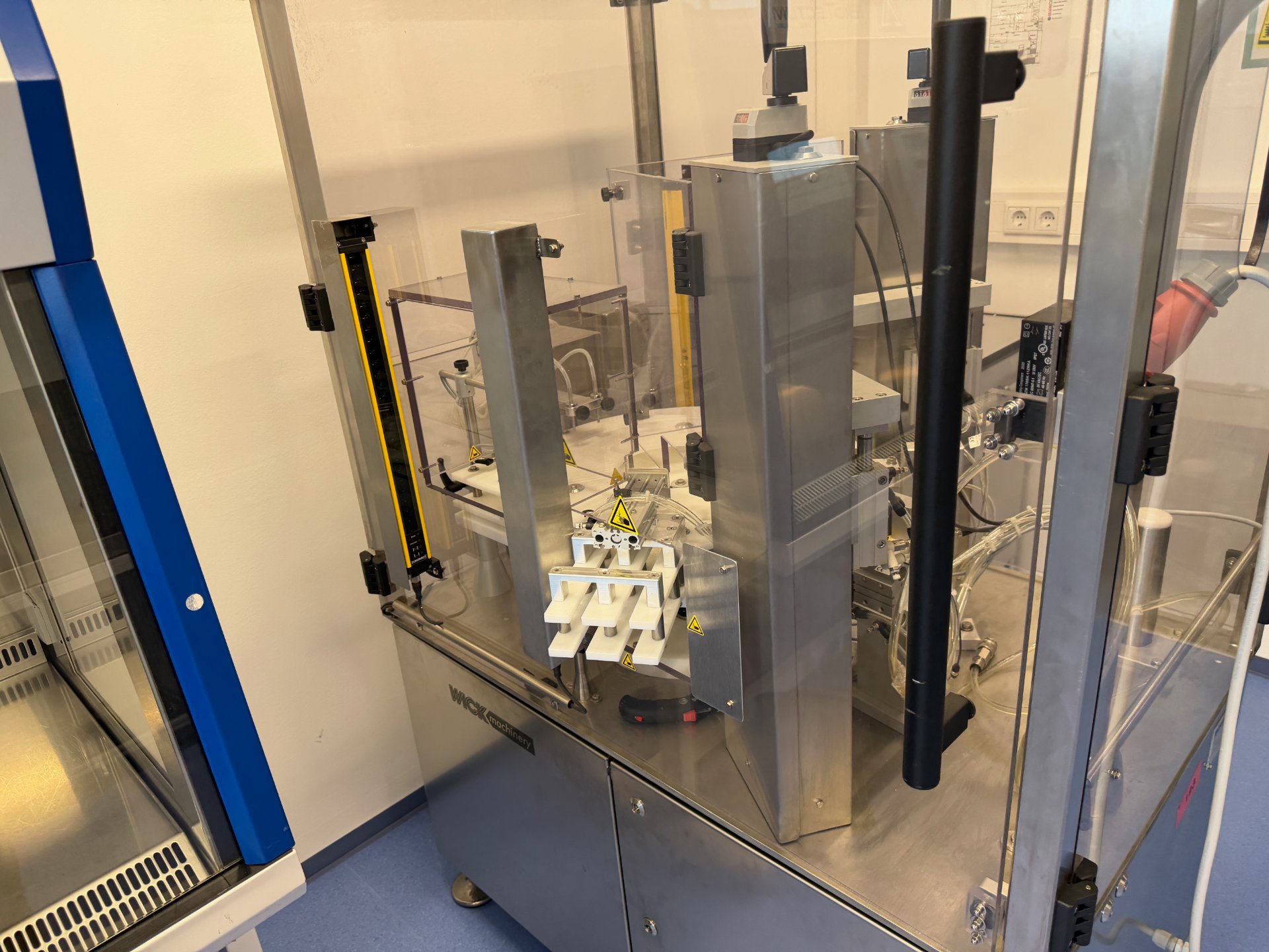 Füll- und Verschließmaschine Wick Mini Uni – Bild 5